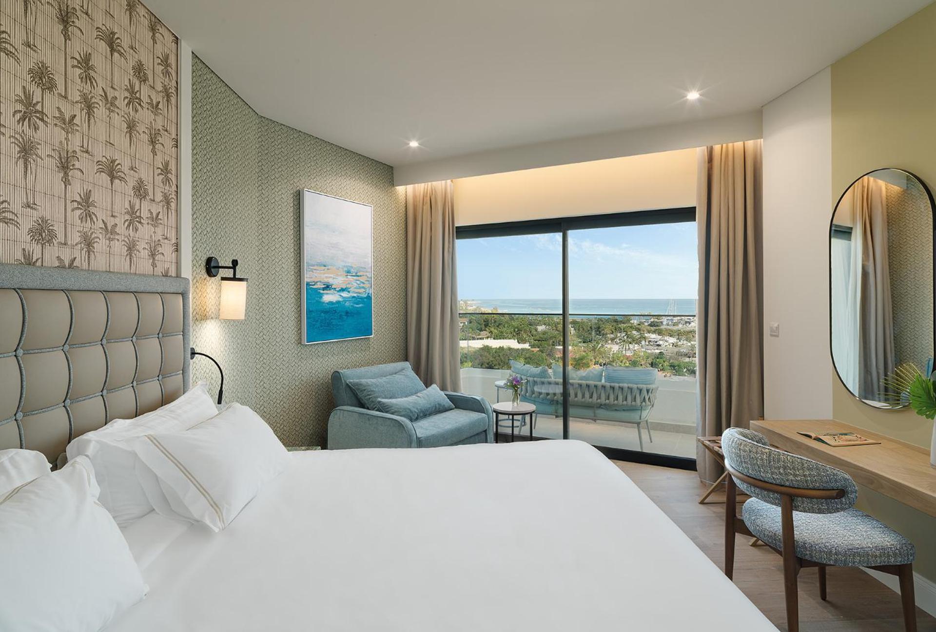 Signature One Bedroom Sea View Suite Hot Tub,1576695044:JPEG